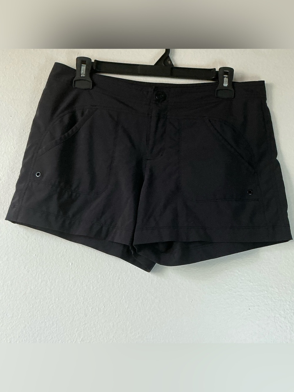 Athleta Black Hiking Board Shorts Size 6 Activewear Pockets - Picture 13 of 13